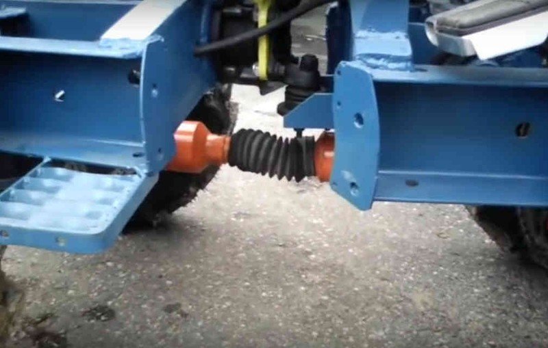 Трактор переломка рулевой механизм