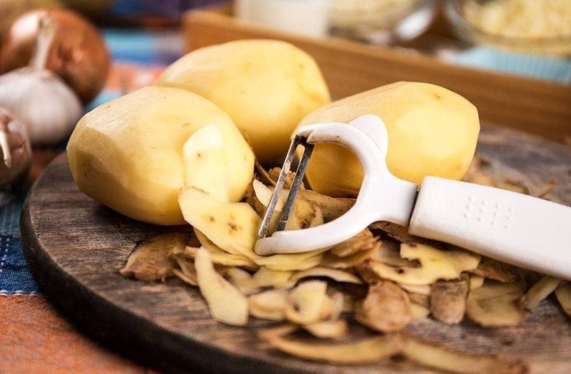 Нож для чистки картофеля