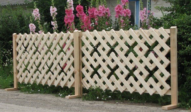 Забор декоративный для сада деревянный