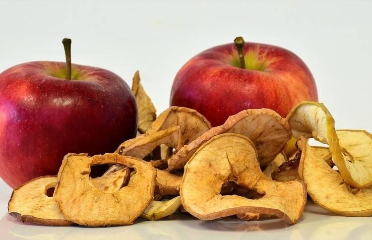 Сушеные плоды яблоки
