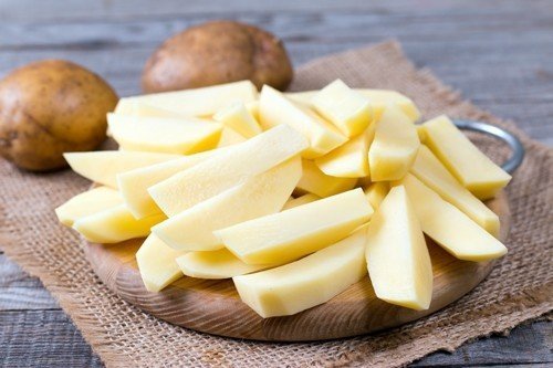 Картофель нарезанный брусочками